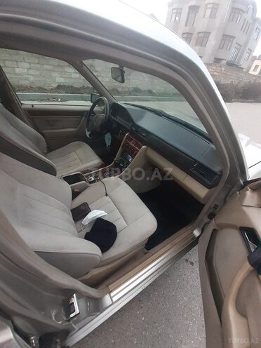 Mercedes E 200 1994, 460,000 km - 2.0 l - Bakı