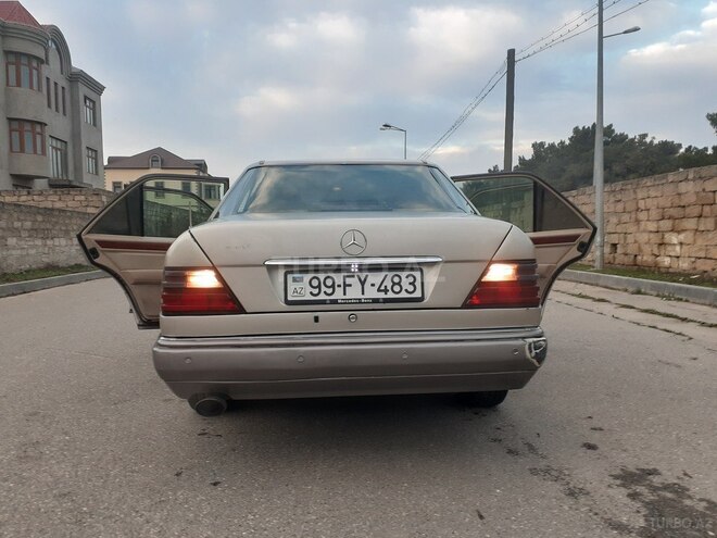 Mercedes E 200 1994, 460,000 km - 2.0 l - Bakı