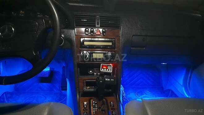Mercedes C 200 1999, 310,000 km - 2.0 l - Zərdab