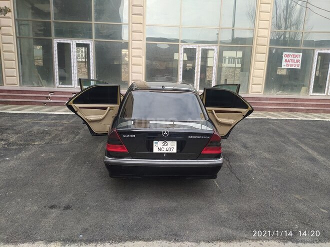 Mercedes C 230 1999, 250,000 km - 2.3 l - Bakı