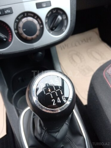 Opel Corsa 2007, 143,000 km - 1.3 l - Bakı