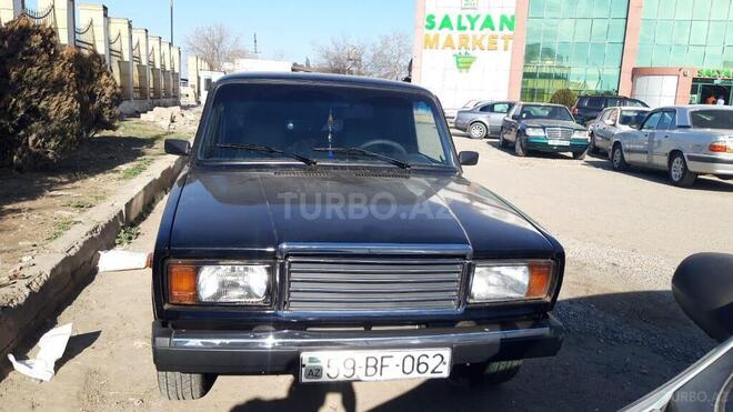 LADA (VAZ) 2107 2011, 189,000 km - 1.6 л - Salyan