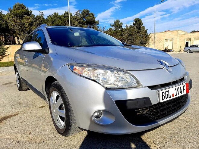 Renault Megane 2010, 215,000 km - 1.5 л - Bakı