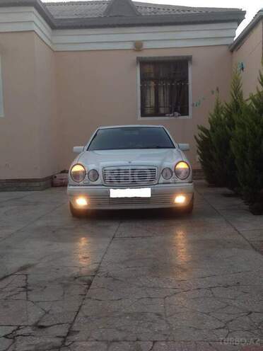 Mercedes E 320 1998, 250,000 km - 3.2 l - Bakı