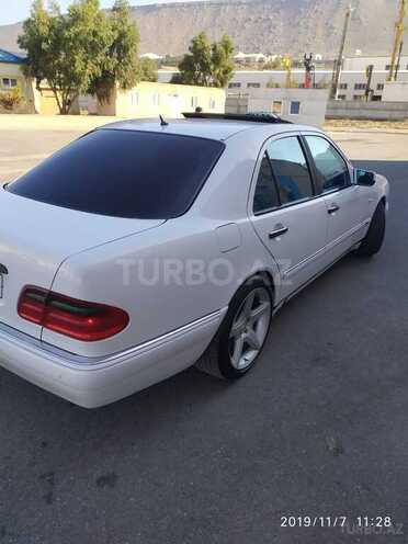 Mercedes E 320 1998, 250,000 km - 3.2 l - Bakı