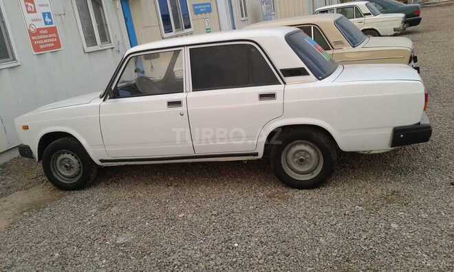 LADA (VAZ) 2107 2005, 100,000 km - 1.5 l - Yevlax