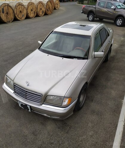 Mercedes C 230 1998, 238,000 km - 2.3 l - Bakı