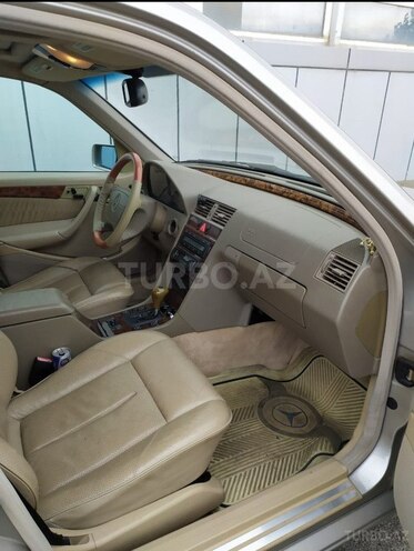 Mercedes C 230 1998, 238,000 km - 2.3 l - Bakı