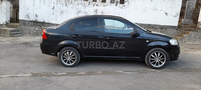 Chevrolet Aveo 2011, 277,634 km - 1.4 l - Şəki