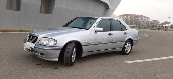 Mercedes C 240 2000, 169,386 km - 2.4 l - Ağstafa