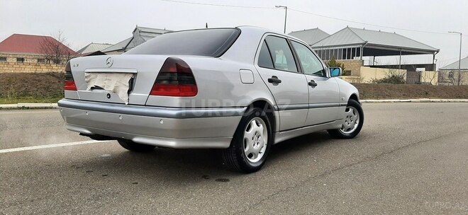 Mercedes C 240 2000, 169,386 km - 2.4 l - Ağstafa