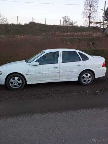 Opel Vectra 1999, 500,236 km - 1.8 l - Qazax