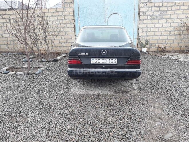 Mercedes E 200 1991, 450,000 km - 2.0 l - Gəncə