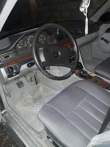 Mercedes E 200 1991, 450,000 km - 2.0 l - Gəncə
