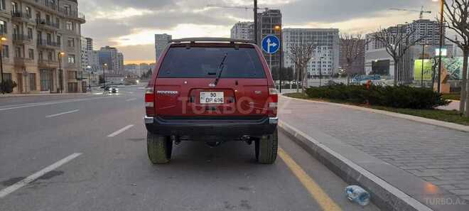 Nissan Pathfinder 1997, 250,000 km - 3.2 l - Bakı