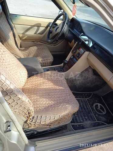 Mercedes E 230 1986, 300,000 km - 2.3 l - Bakı