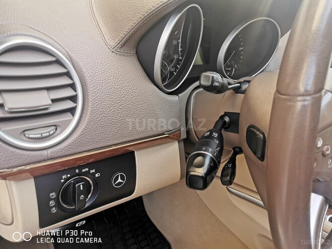 Mercedes GL 320 2008, 280,000 km - 3.0 l - Göyçay