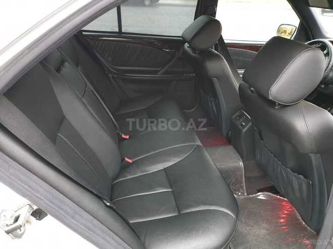 Mercedes E 320 2000, 260,000 km - 3.2 l - Bakı