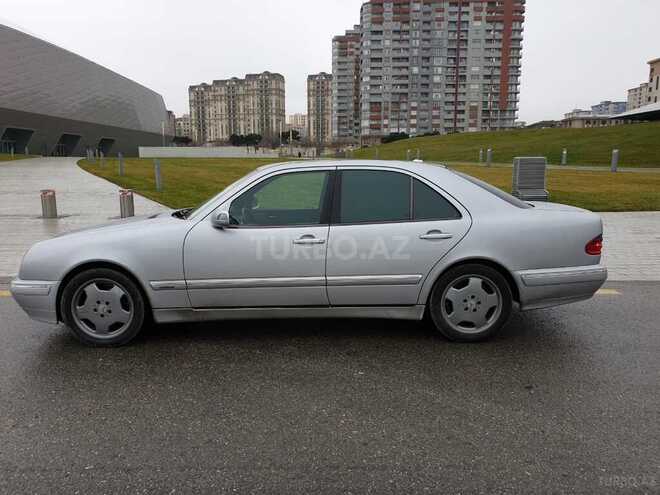 Mercedes E 320 2000, 260,000 km - 3.2 l - Bakı