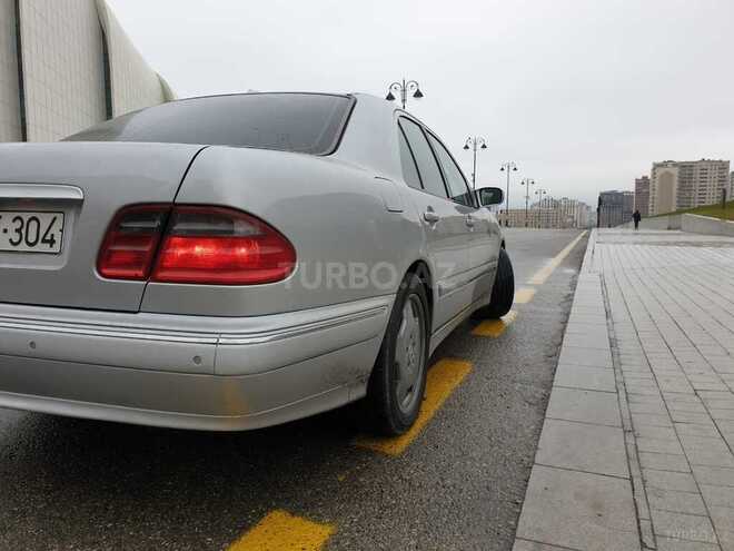 Mercedes E 320 2000, 260,000 km - 3.2 l - Bakı