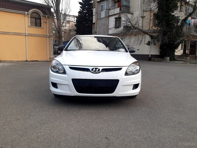 Hyundai i30 2009, 81,000 km - 1.4 l - Bakı