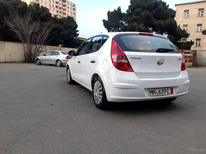 Hyundai i30 2009, 81,000 km - 1.4 l - Bakı