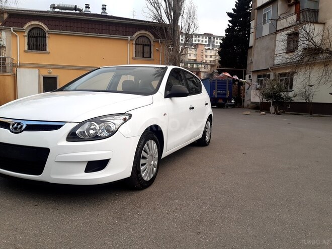 Hyundai i30 2009, 81,000 km - 1.4 l - Bakı