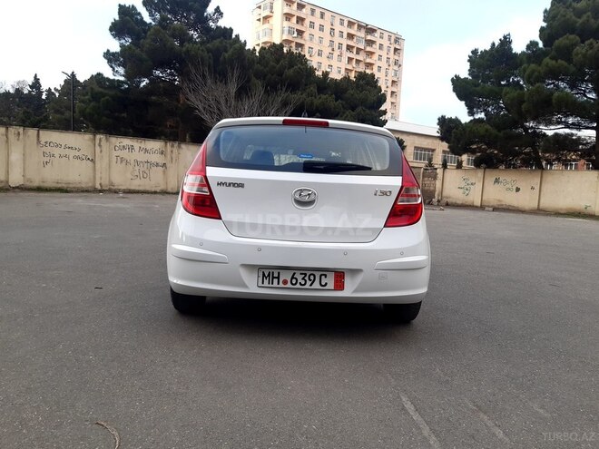 Hyundai i30 2009, 81,000 km - 1.4 l - Bakı