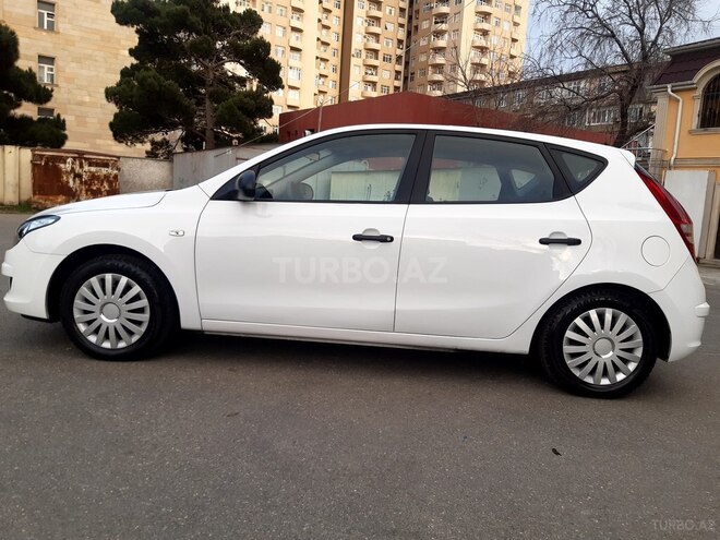 Hyundai i30 2009, 81,000 km - 1.4 l - Bakı