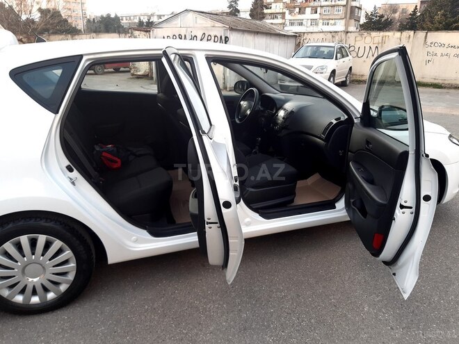Hyundai i30 2009, 81,000 km - 1.4 l - Bakı