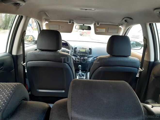 Hyundai i30 2009, 81,000 km - 1.4 l - Bakı