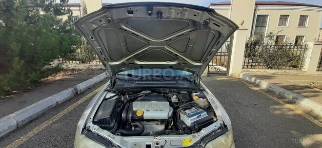 Opel Vectra 1999, 330,000 km - 1.8 l - Gəncə