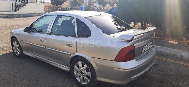 Opel Vectra 1999, 330,000 km - 1.8 l - Gəncə