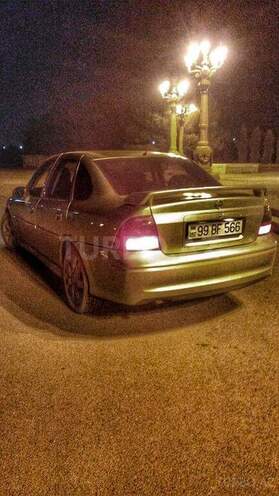 Opel Vectra 1999, 330,000 km - 1.8 l - Gəncə