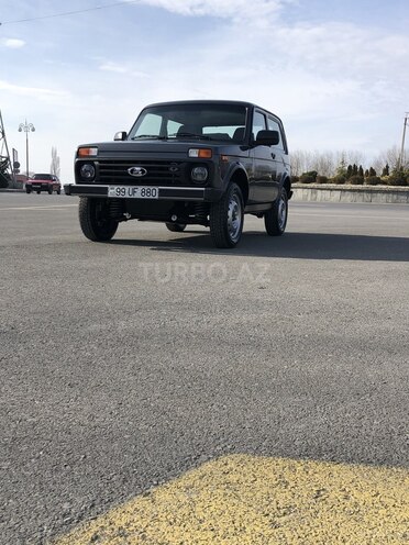 LADA (VAZ) Niva 2019, 32,000 km - 1.7 l - Şəki