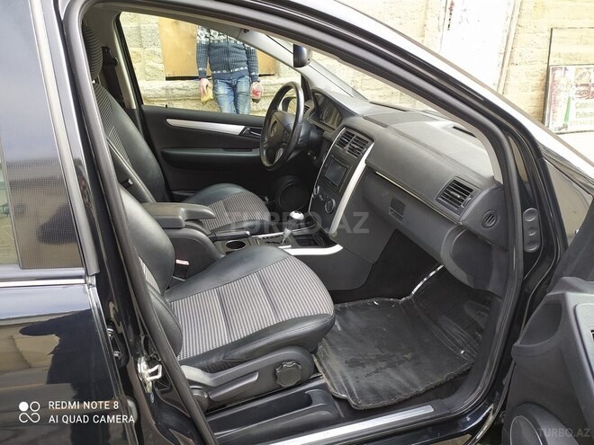 Mercedes B 170 2006, 180,000 km - 1.7 л - Bakı