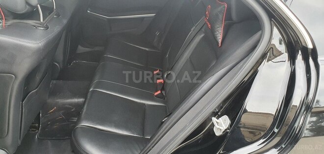 Mercedes E 220 2011, 250,000 km - 2.2 l - Bakı