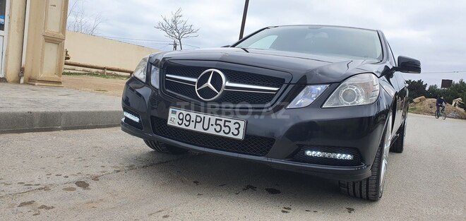 Mercedes E 220 2011, 250,000 km - 2.2 l - Bakı