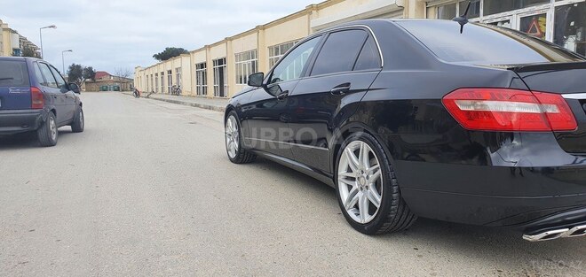 Mercedes E 220 2011, 250,000 km - 2.2 l - Bakı