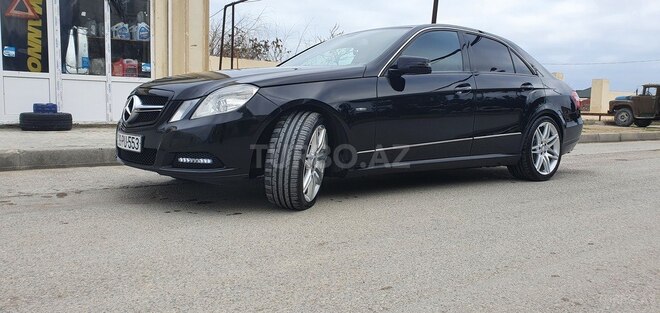 Mercedes E 220 2011, 250,000 km - 2.2 l - Bakı