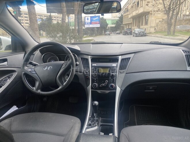 Hyundai Sonata 2010, 110,000 km - 2.0 л - Bakı
