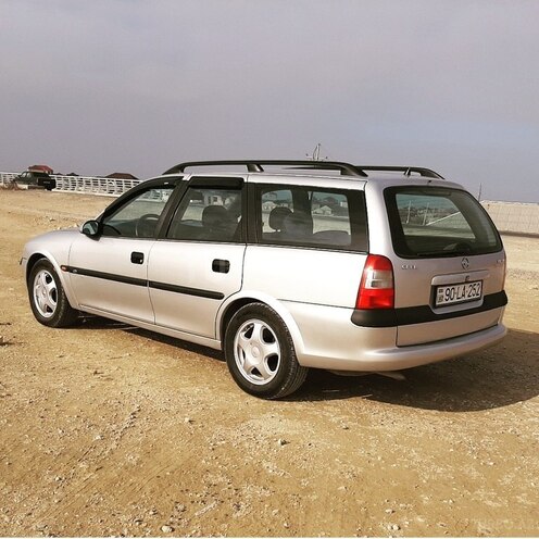 Opel Vectra 1997, 360,295 km - 1.8 l - Sumqayıt