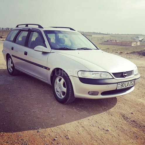 Opel Vectra 1997, 360,295 km - 1.8 l - Sumqayıt