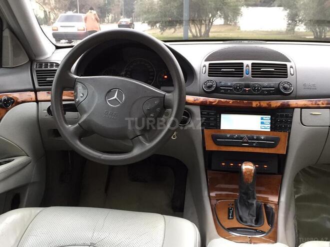 Mercedes E 240 2002, 242,000 km - 2.6 l - Bakı
