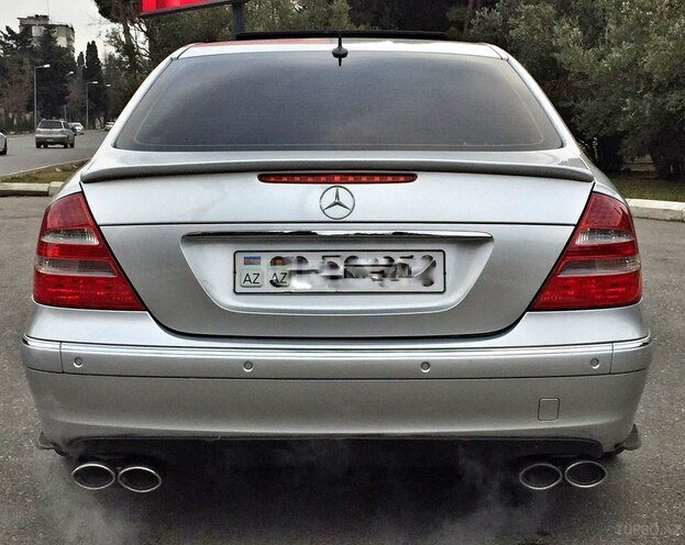 Mercedes E 240 2002, 242,000 km - 2.6 l - Bakı