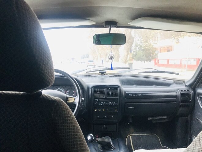 GAZ 3110 2000, 190,000 km - 2.4 л - Sabirabad