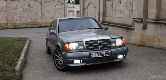 Mercedes E 220 1994, 494,000 km - 2.2 l - Bakı