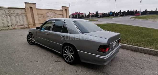 Mercedes E 220 1994, 494,000 km - 2.2 l - Bakı