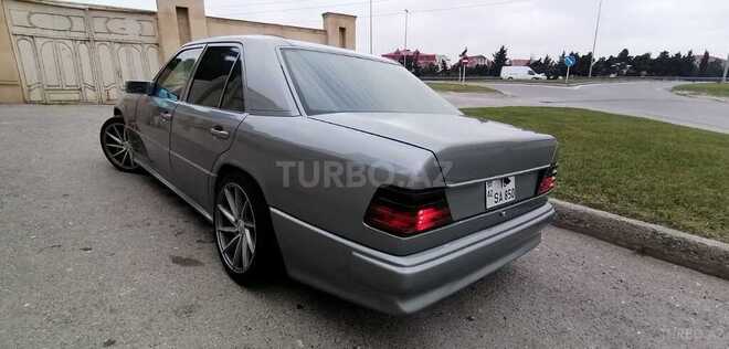 Mercedes E 220 1994, 494,000 km - 2.2 l - Bakı
