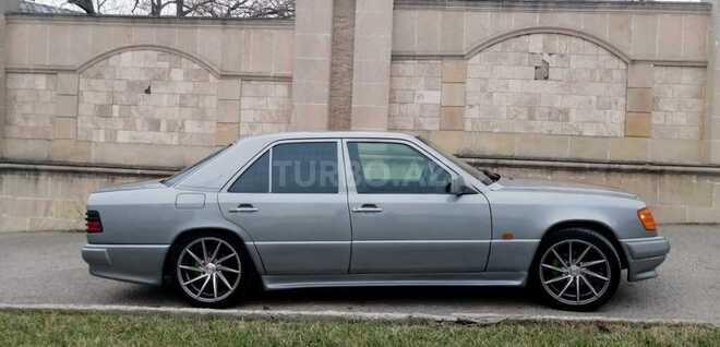 Mercedes E 220 1994, 494,000 km - 2.2 l - Bakı